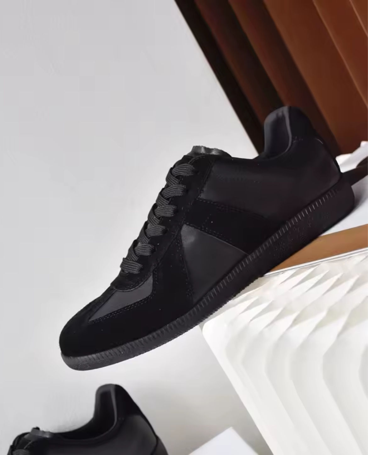 Trieste Leather Sneakers