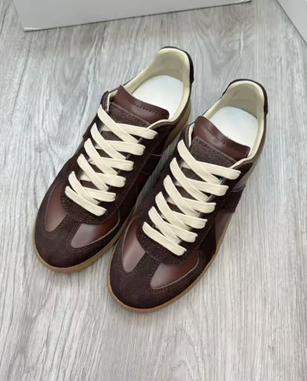 Agrigento Leather Sneakers